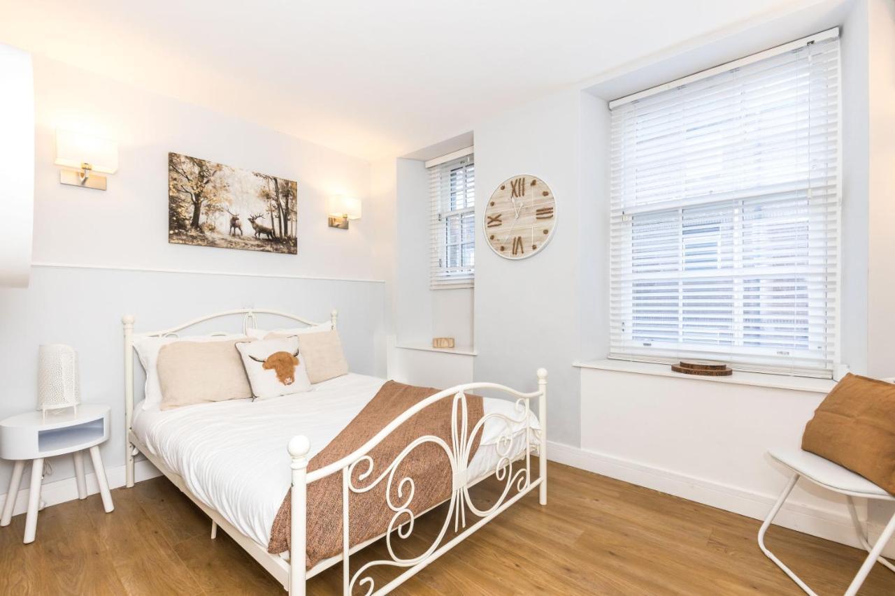Luxury Modern 3 Bedroom Apartment In City Centre EDI Exteriér fotografie