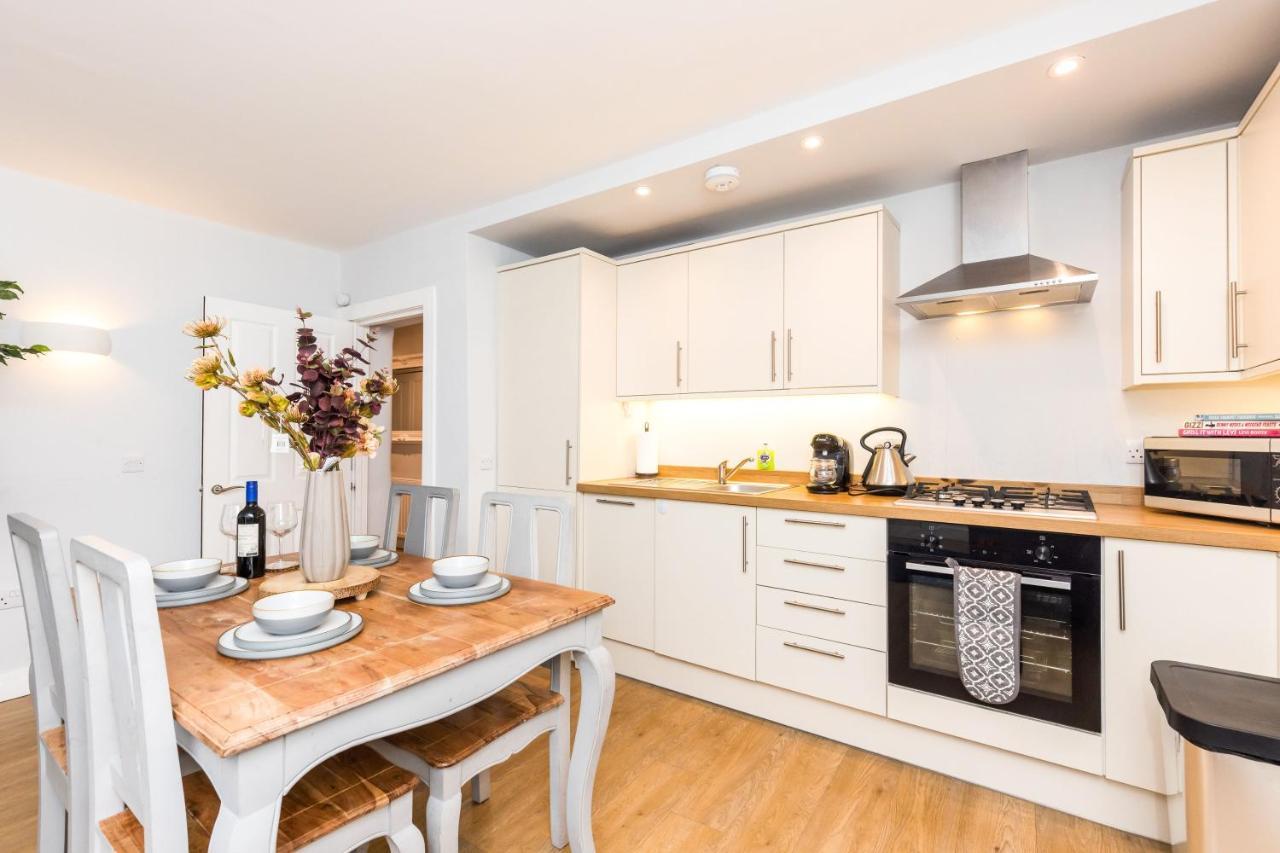 Luxury Modern 3 Bedroom Apartment In City Centre EDI Exteriér fotografie