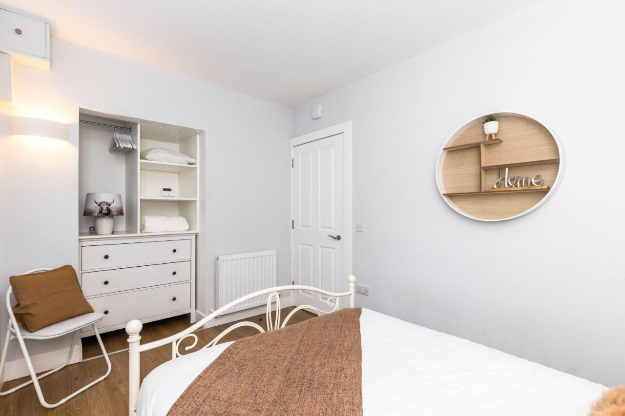 Luxury Modern 3 Bedroom Apartment In City Centre EDI Exteriér fotografie