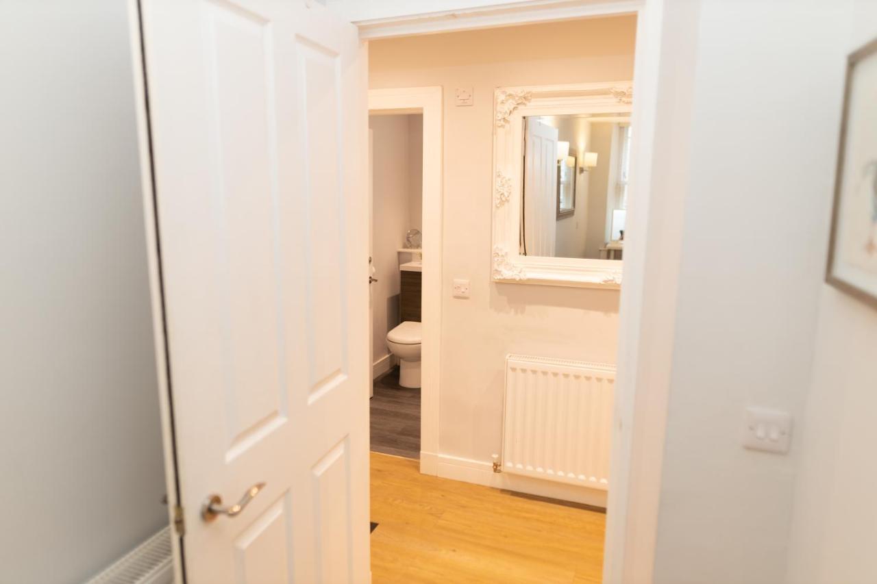 Luxury Modern 3 Bedroom Apartment In City Centre EDI Exteriér fotografie