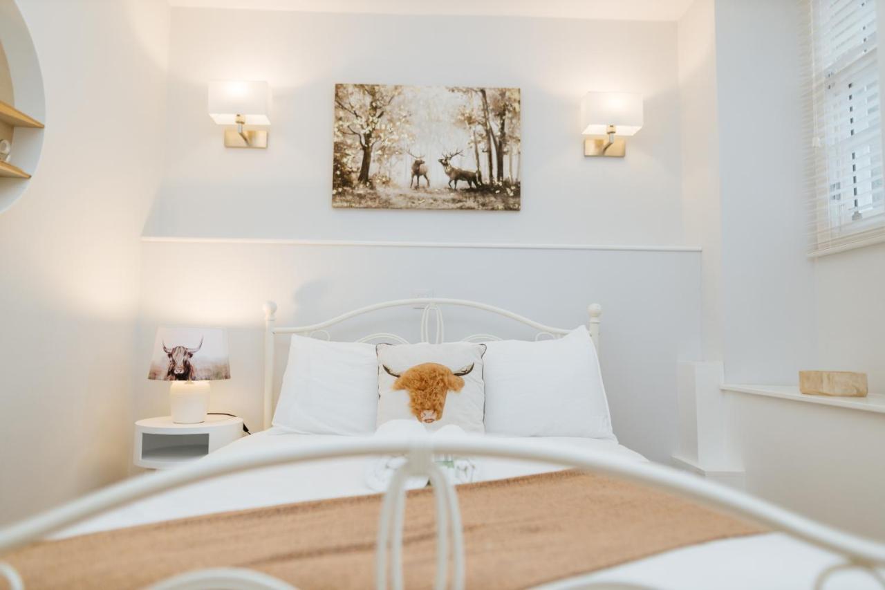 Luxury Modern 3 Bedroom Apartment In City Centre EDI Exteriér fotografie
